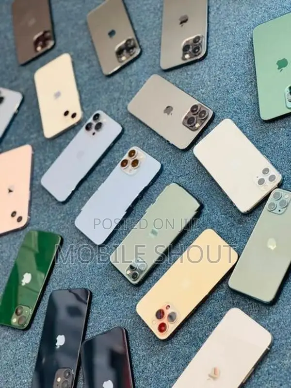 Apple iPhone 13 256GB (Used)