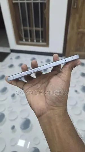 Apple iPhone 15 128GB (Used)