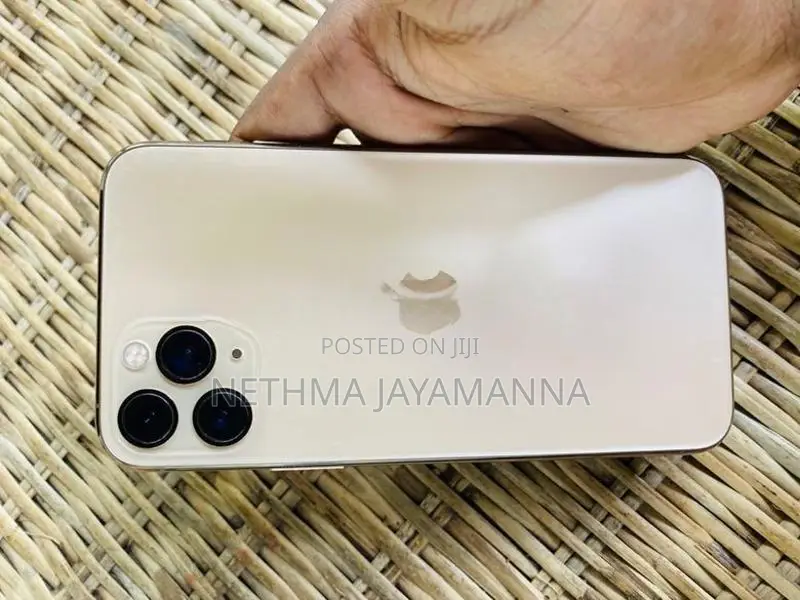 Apple iPhone 11 Pro (Used)