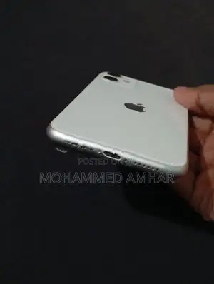 Apple iPhone 11 (Used)