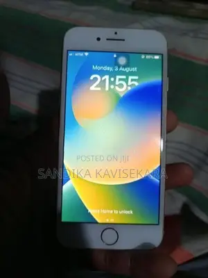 Apple iPhone 8 (Used)