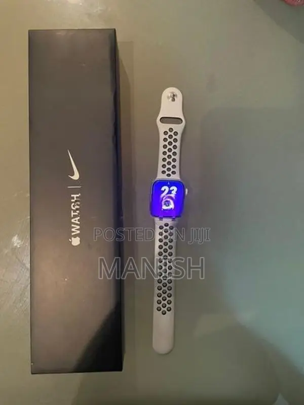 Apple Watch Series 7 Nike Edition White