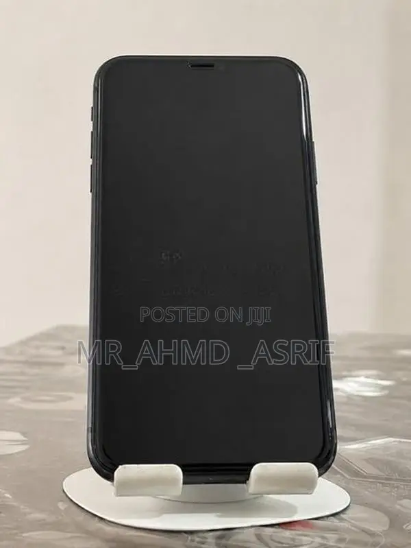 Apple iPhone 11 (Used)