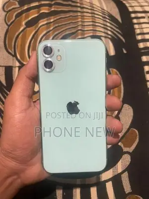Apple iPhone 11 64GB (Used)