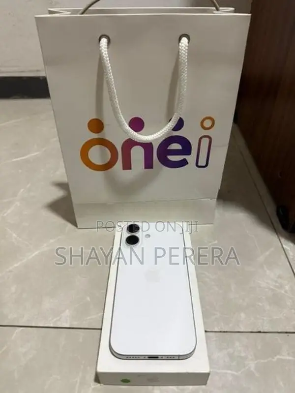 Apple iPhone 17 (Used)