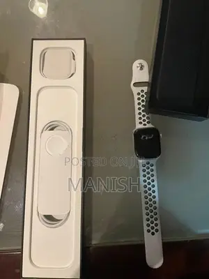 Apple Watch Series 7 Nike Edition White