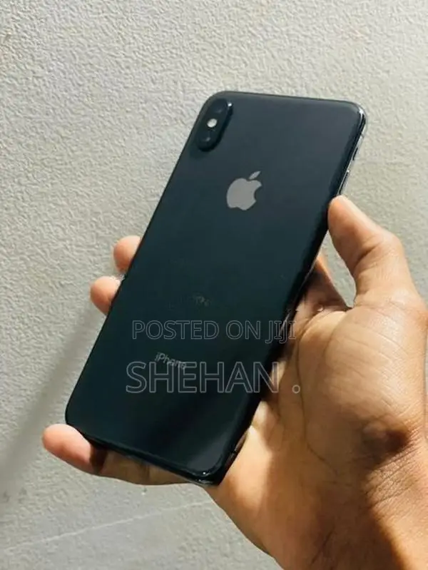 Apple iPhone XS Max (Used)
