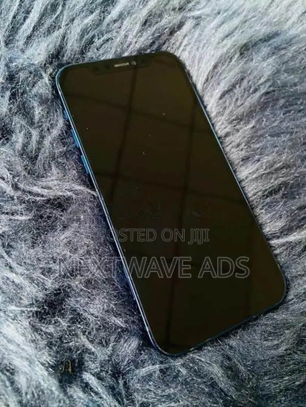 Apple iPhone 12 128GB (Used)