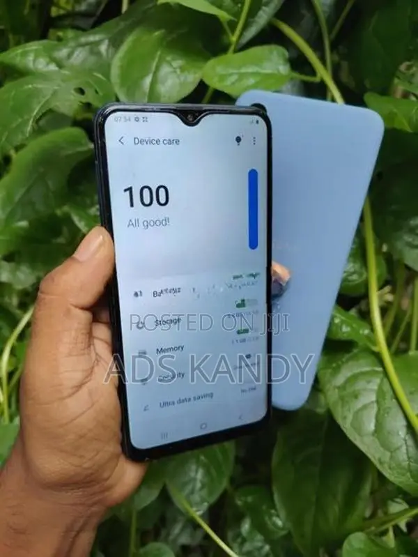 Samsung Galaxy M10 2Gb 16GB (Used)
