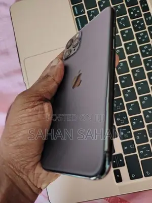 Apple iPhone 11 Pro 256gb (Used)