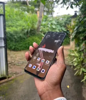 OnePlus Nord 2T TM (Used)