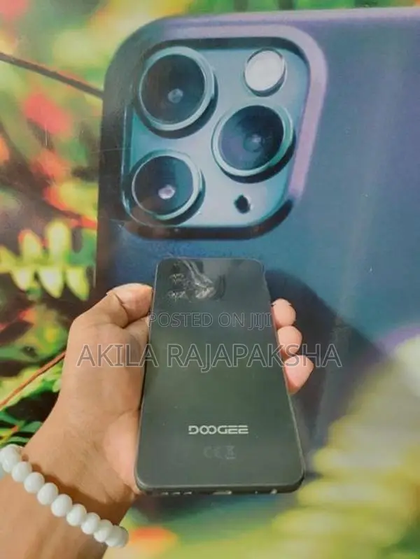 DOOGEE 128GB (Used)