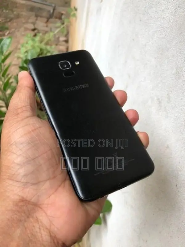 Samsung Galaxy J6 32GB (Used)