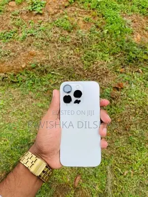 Apple iPhone 15 Pro (Used)