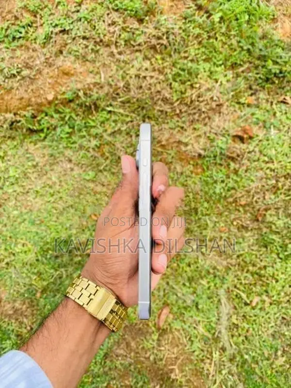 Apple iPhone 15 Pro (Used)