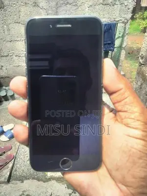 Apple iPhone 7 32GB (Used)