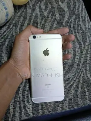 Apple iPhone 6S (Used)