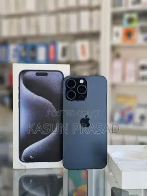 Apple iPhone 15 Pro Max 256GB (Used)