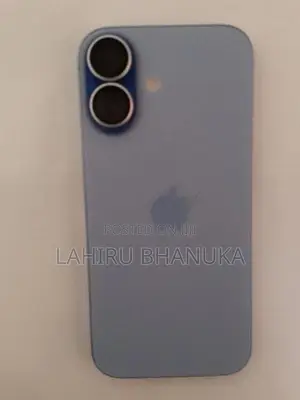 Apple iPhone 17 i phone (Used)