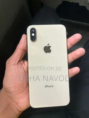 Apple iPhone XS (Used)
