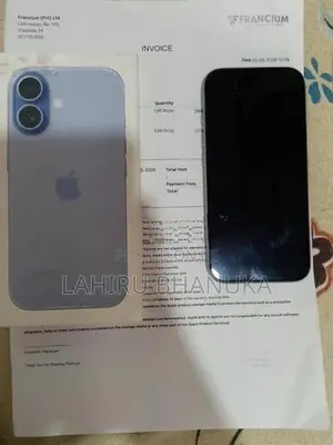 Apple iPhone 17 i phone (Used)