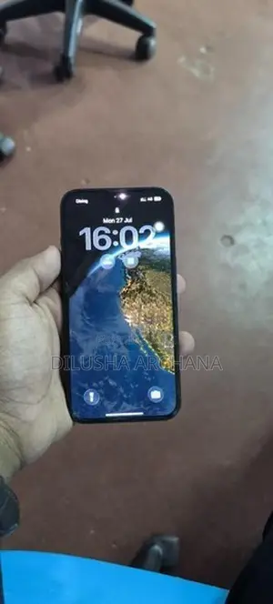 Apple iPhone 13 (Used)