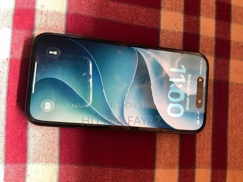 Apple iPhone 15 (Used)