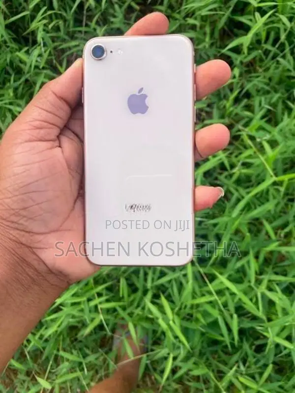 Apple iPhone 8 I phone (Used)