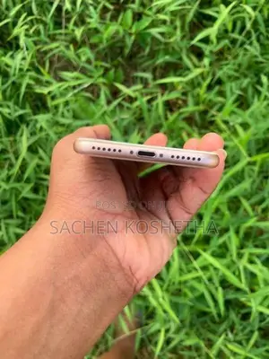 Apple iPhone 8 I phone (Used)