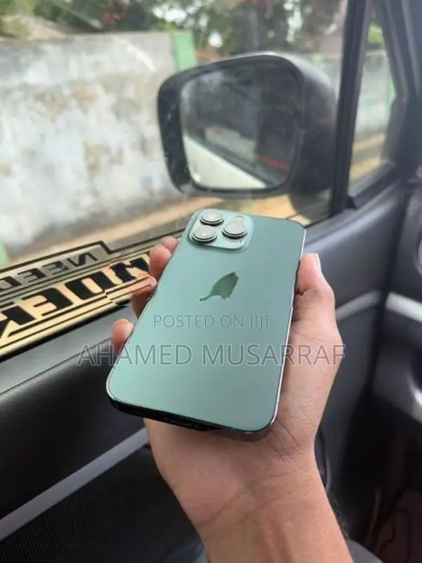 Apple iPhone 13 Pro (Used)