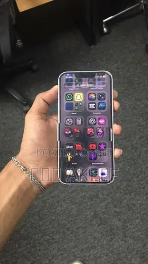 Apple iPhone 13 (Used)
