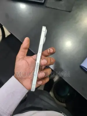 Apple iPhone 16 i phone (Used)