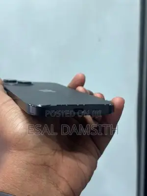 Apple iPhone 15 (Used)