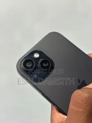Apple iPhone 15 (Used)