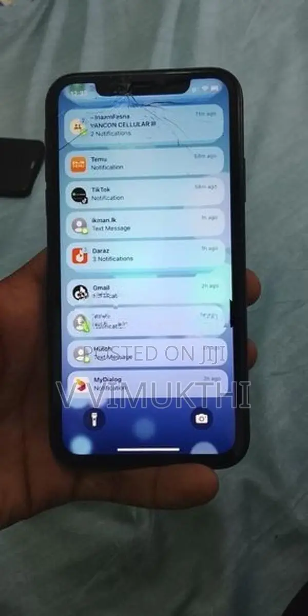 Apple iPhone XR 64Gb (Used)