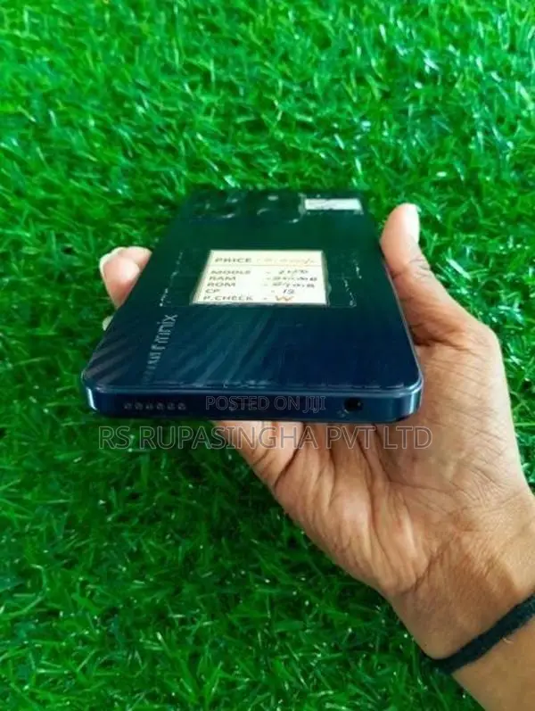 Infinix Smart 7HD 2+2GB 64GB (Used)