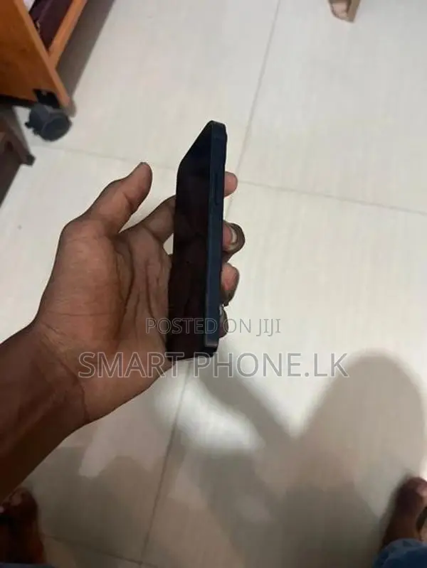 Apple iPhone 13 mini (Used)