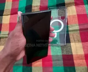Samsung Galaxy S22 Ultra (Used)