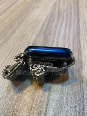 Apple Watch Series 6 (Used)