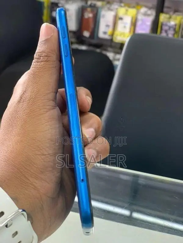 Samsung Galaxy J4+ 16GB (Used)