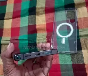 Samsung Galaxy S22 Ultra (Used)