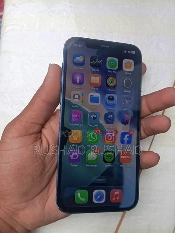 Apple iPhone 12 (Used)