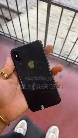 Apple iPhone X (Used)