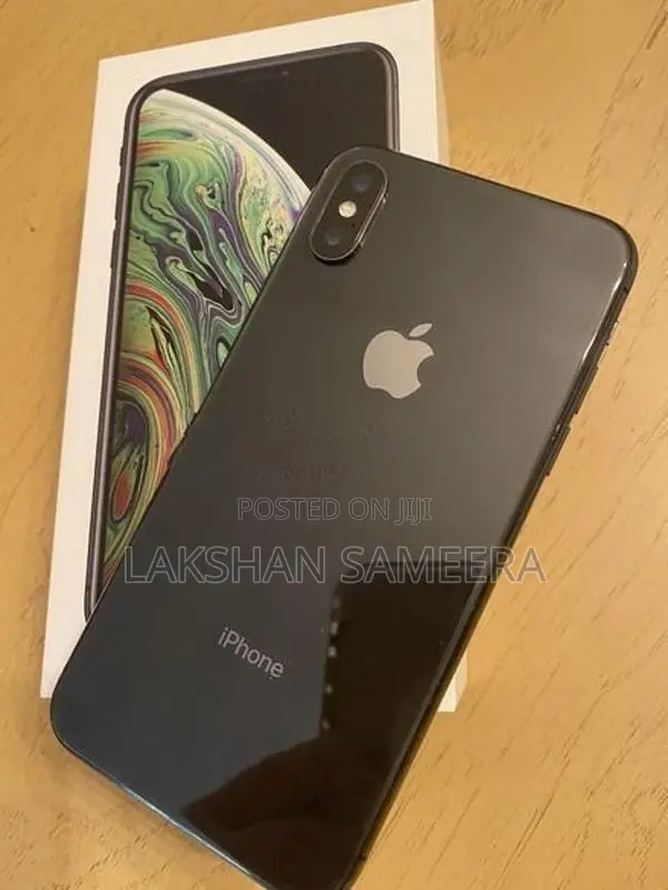 Apple iPhone X (Used)