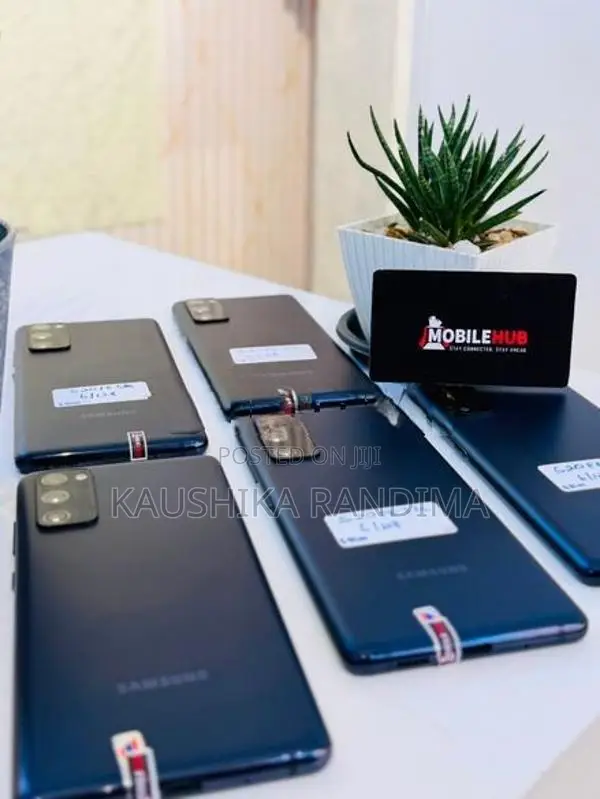 Samsung Galaxy S20FE (Used)