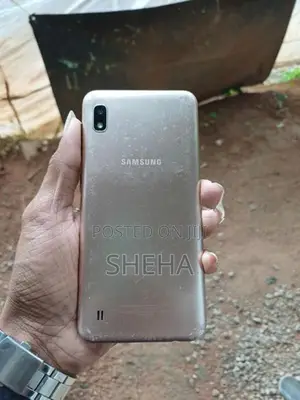 Samsung Galaxy A10 (Used)