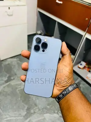 Apple iPhone 13 Pro 256GB (Used)
