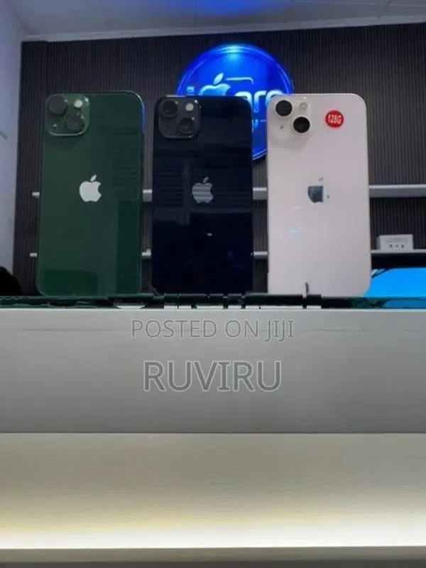 Apple iPhone 13 (Used)