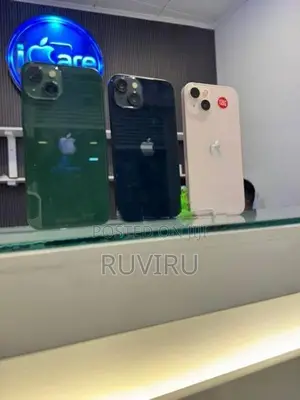Apple iPhone 13 (Used)