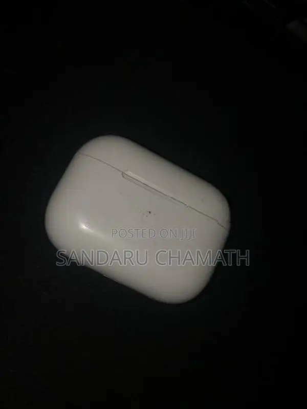 Apple AirPods 2nd Gen